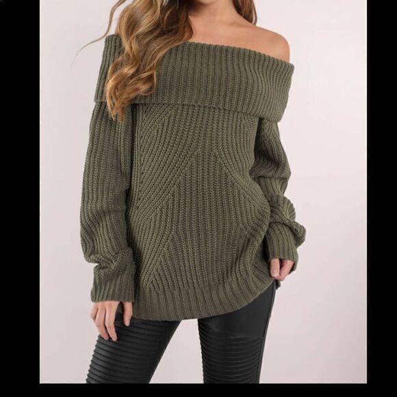 Tobi Sweaters - TOBI Olive Slouchy Knit Off-Shoulder Sweater